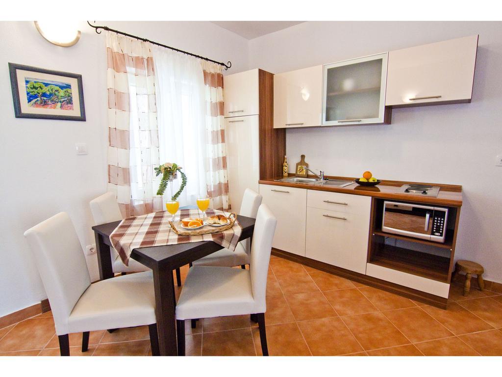 Apartments Cambi Kastela Room photo