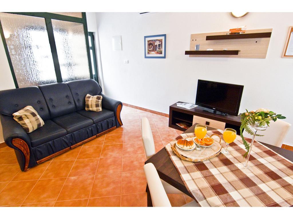 Apartments Cambi Kastela Exterior photo
